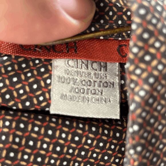 Cinch Performance Shirt Men's Large Black Red Geometric Western Monogram - Picture 6 of 6